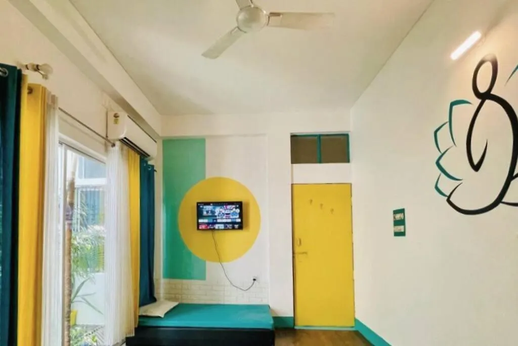 Egarden Shanti 2Bhk Suite バラナシ